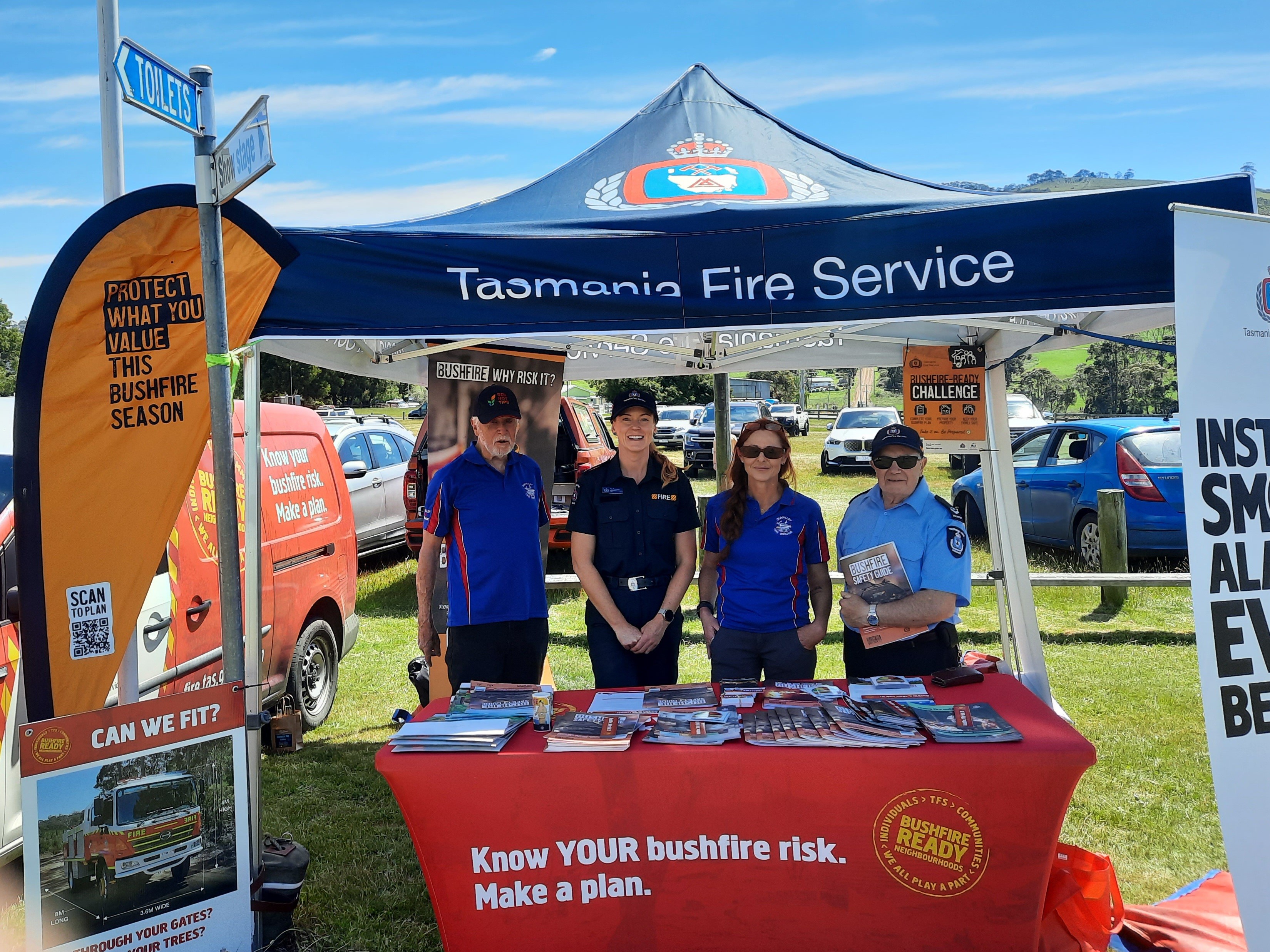 Image of bushfire-pop up stall at Bream Creek market